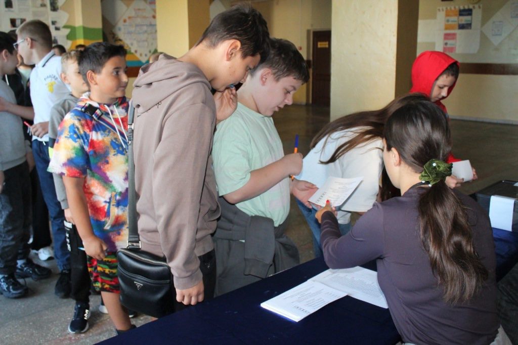 555535352 1207507124523264 1243656189564235685 N