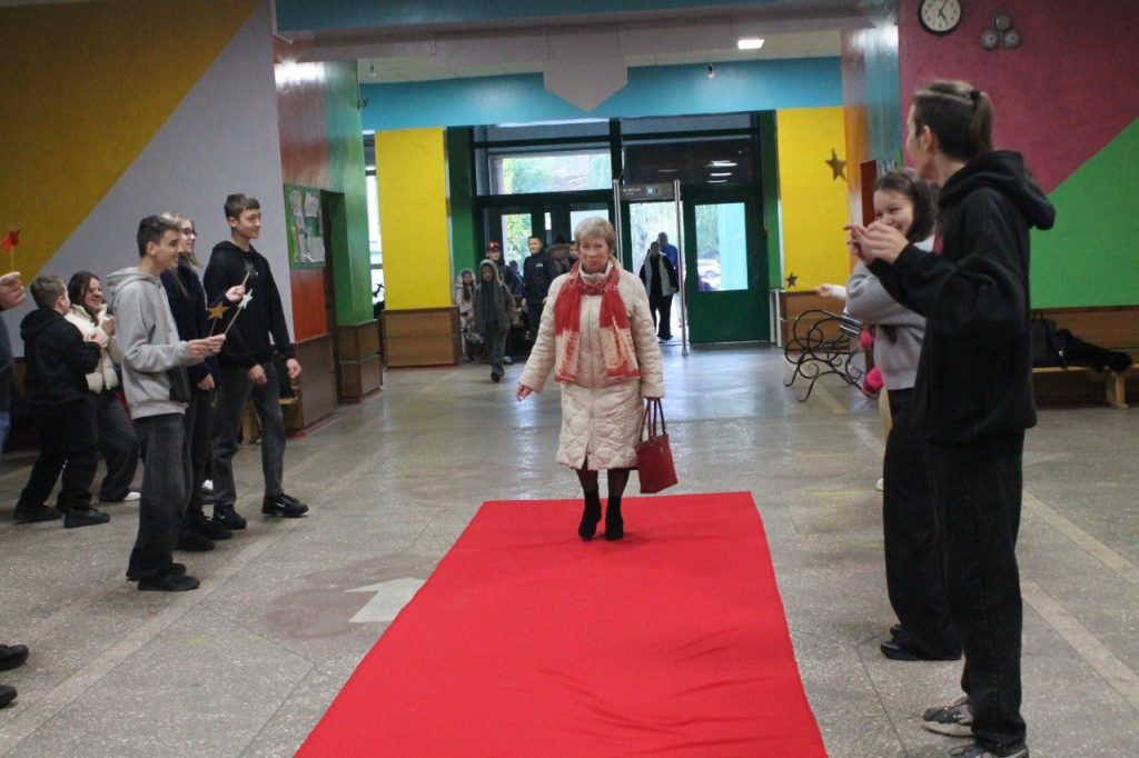 556933691 1210947787512531 129672865583863402 N