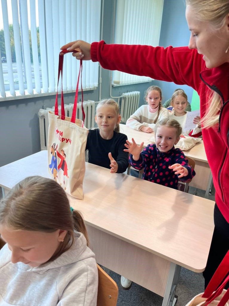 559574160 1216031587004151 2118069680436602818 N