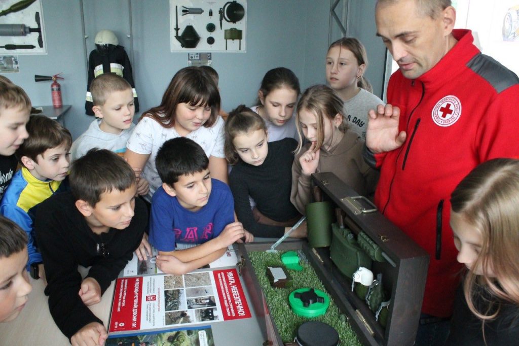 561246620 1222180279722615 920077407784401797 N