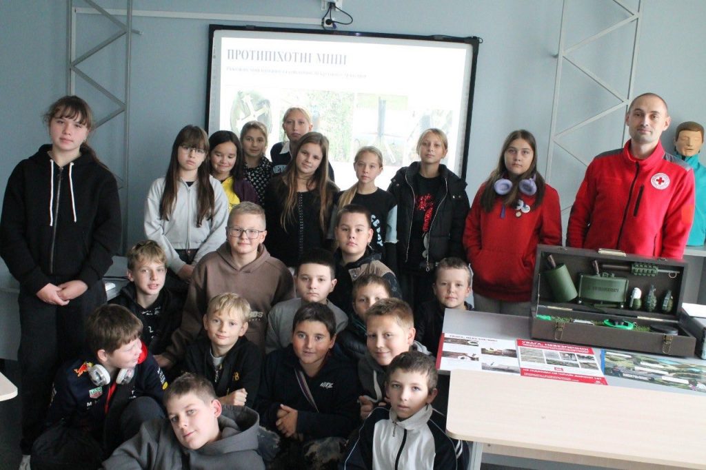 561385965 1222180159722627 2648150203092782756 N