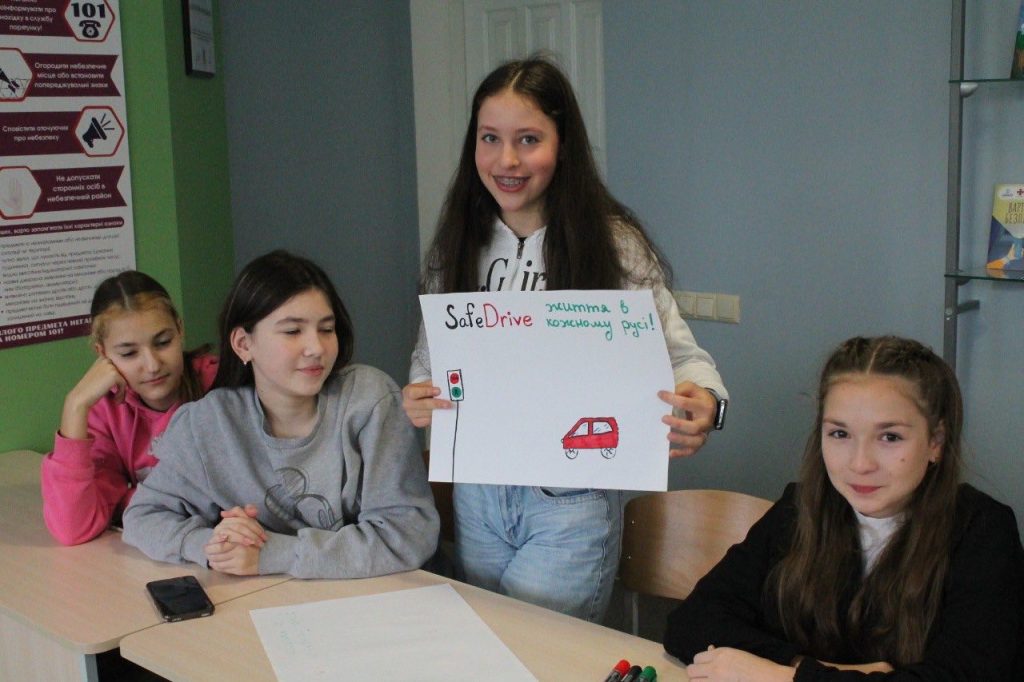 579787005 1245714000702576 7293665938094462864 N (1)