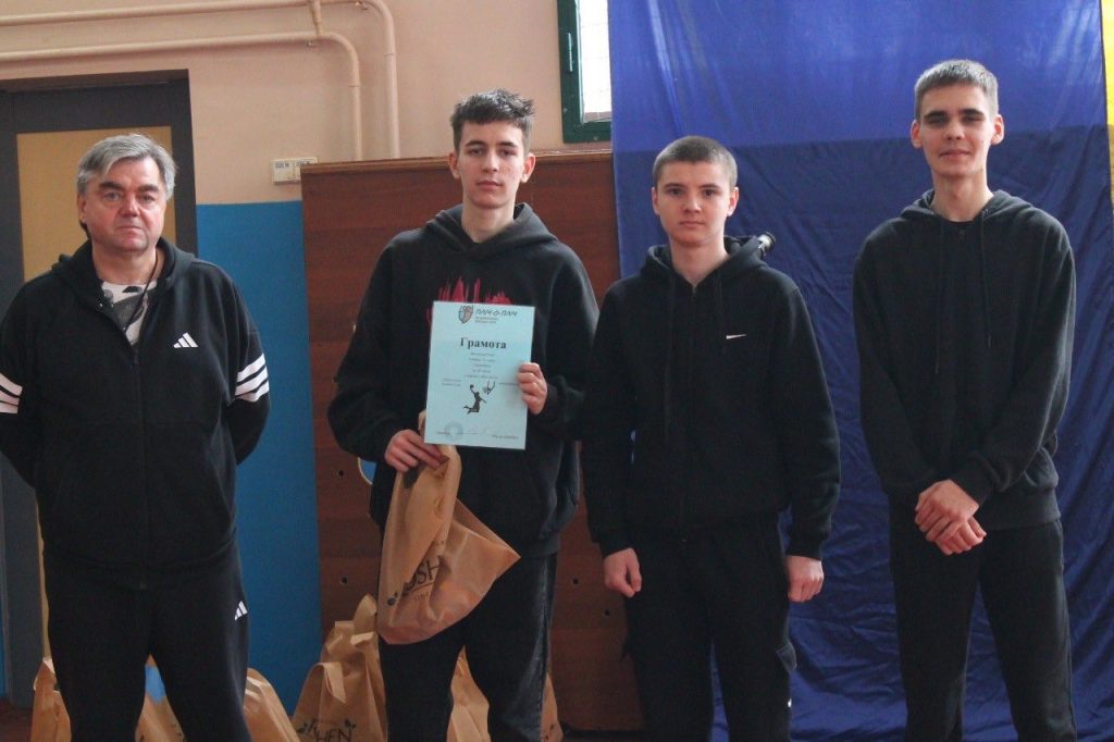 584047002 1248629277077715 3813623102720657723 N