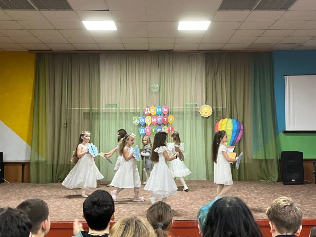 587431644 1250844050189571 8903240001873797463 N