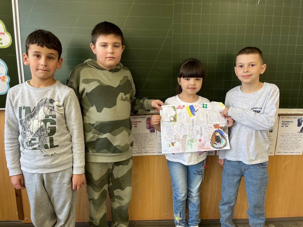 657778257 1351018676838774 2098834601991143106 N