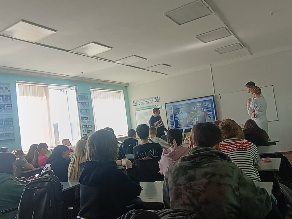 7feb7534 90be 4372 8c03 F8779b62ff85